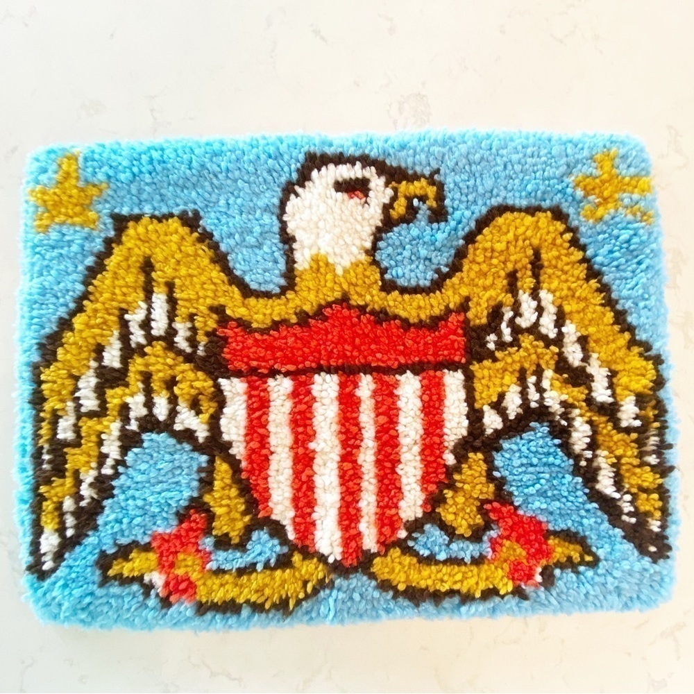 Vintage Latch Hook Small Rug Americana American Eagle 23” x 17”